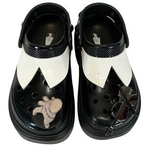 Crocs Stomp Clog Wednesday Addams Black White Platform